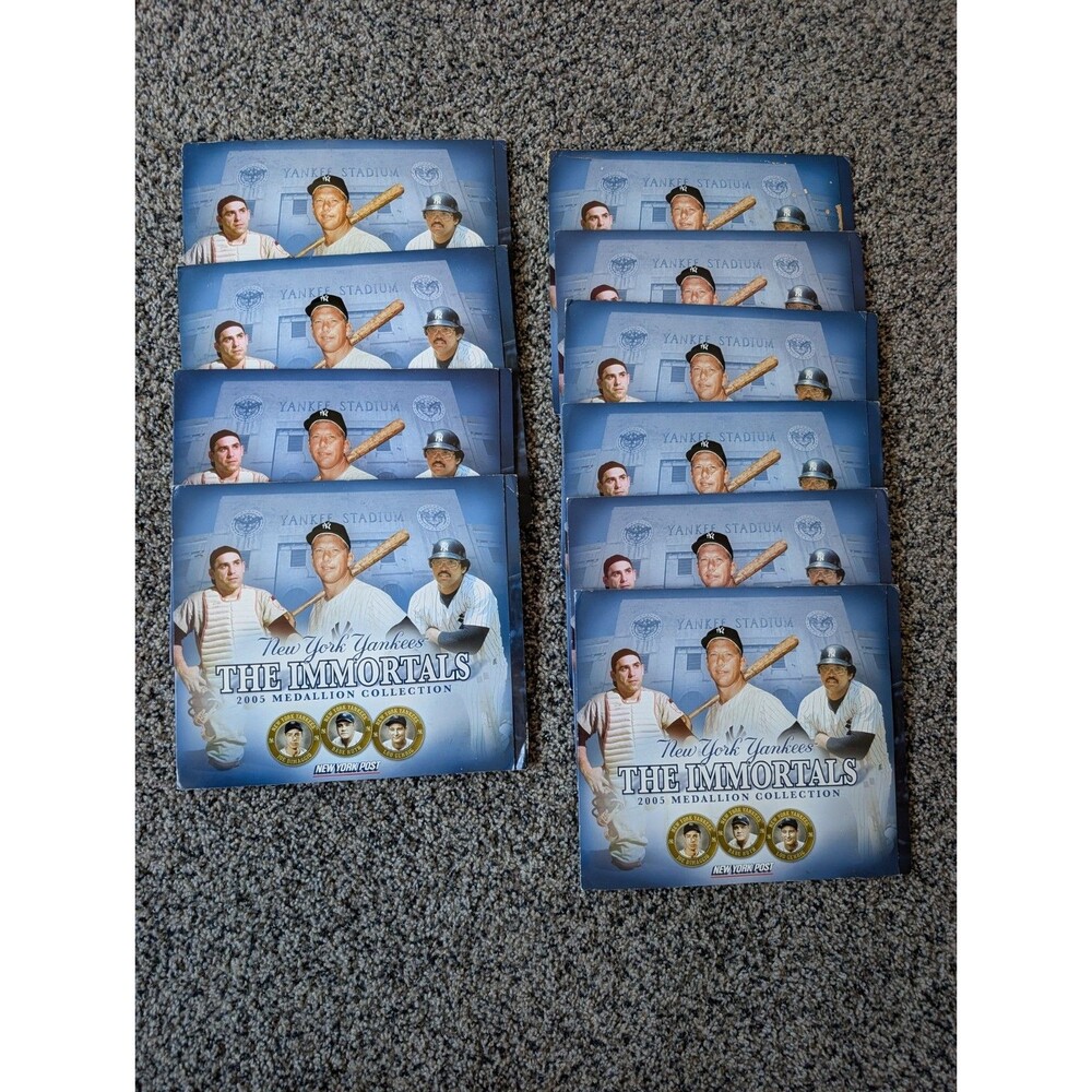 2005 YANKEES THE IMMORTALS MEDALLION COLLECTION HOLDER Set of 10, 4 with coins